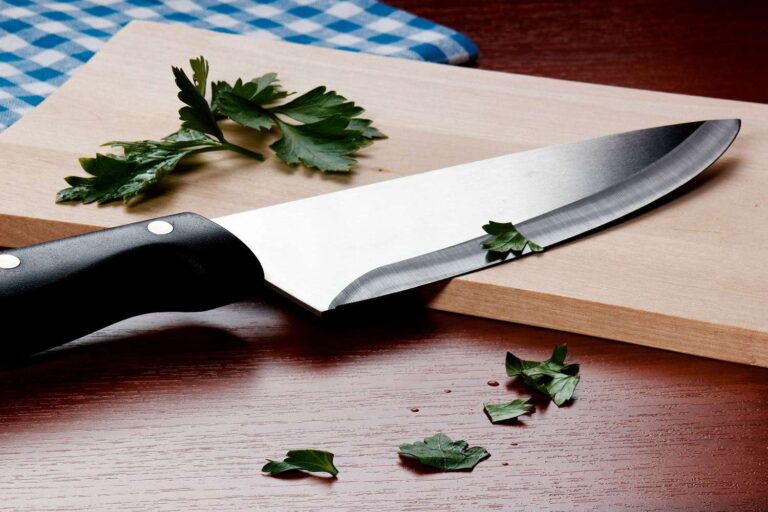 How To Sharpen Kitchen Knives